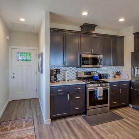 Oceanview Townhome - Pet Friendly - Sleeps 6 - King Депо-Бей Экстерьер фото